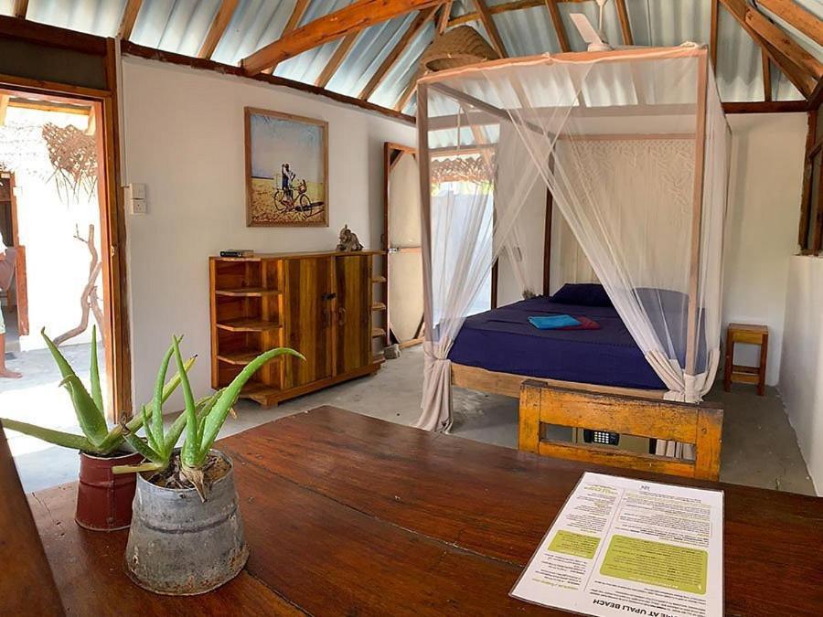 Upali Beach Surf Resort & Cafe Arugam Bay Luaran gambar
