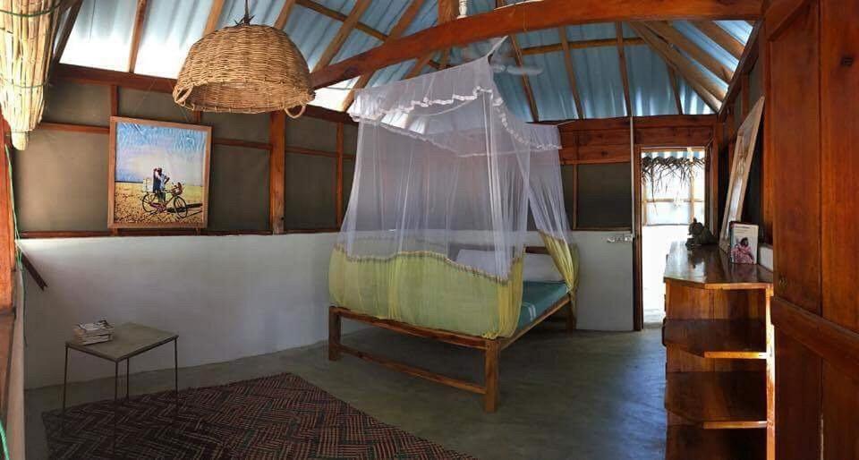 Upali Beach Surf Resort & Cafe Arugam Bay Luaran gambar
